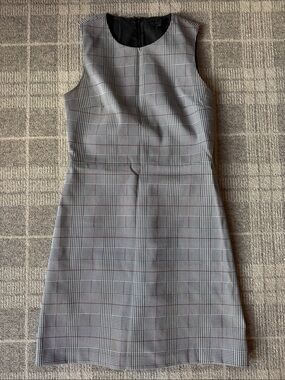 Theory women’s sleeveless dress
